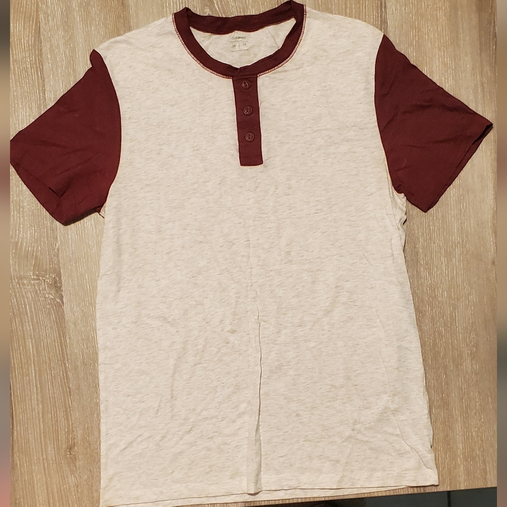 Old Navy button shirt